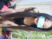 騷女黑絲雙插自己